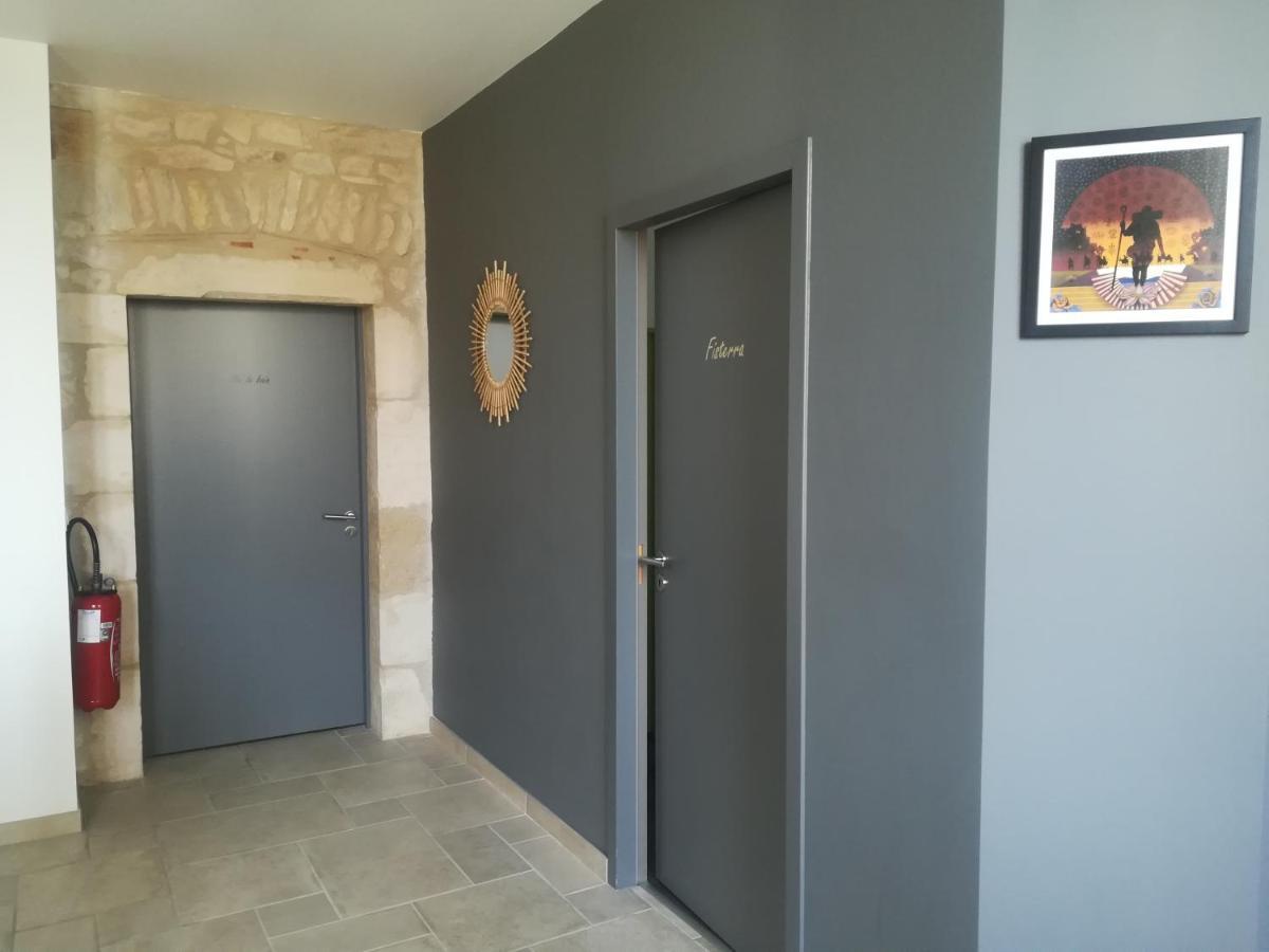 Gite La Maison Des Pelerins Villeneuve-dʼAveyron エクステリア 写真